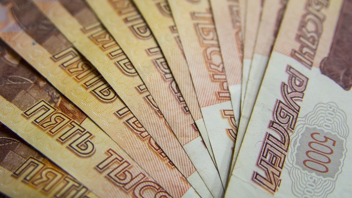 «Лимит для малоимущих»: вклады небогатых россиян хотят ограничить до 300 тысяч рублей